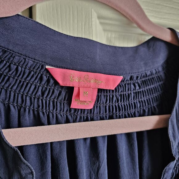 Lilly Pulitzer Elsa Silk Top Medium Button Front Smocked Neck True Navy 46456 - Picture 2 of 6